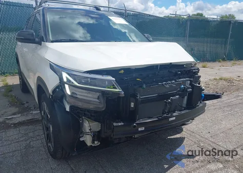 2024 Kia Seltos Sx Turbo z USA, uszkodzony, nr VIN KNDETCA72R7580575